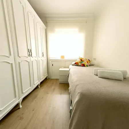 Piso Turistico Cerca Del Centro De Apartment *